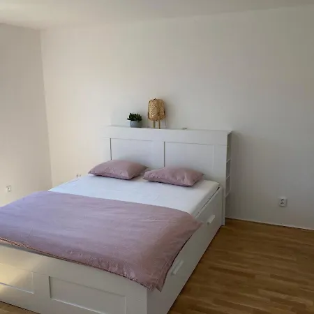 Apartment Maay *